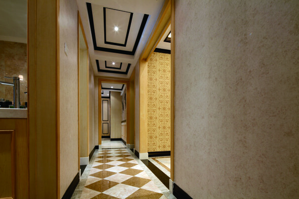 欧式走廊条纹方块地板砖装修效果图