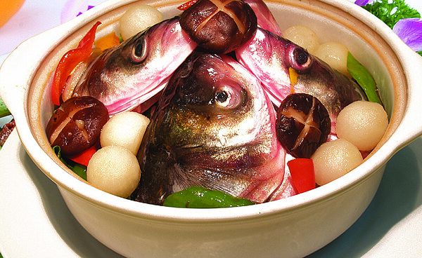 豫菜生啫鱼头煲图片