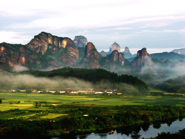 丹霞山仙山