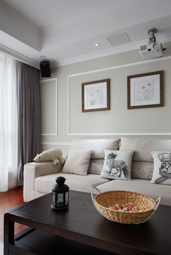 现代简欧风格客厅沙发挂画装修效果图