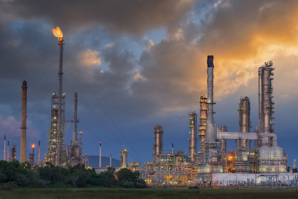 炼油厂风景摄影图片