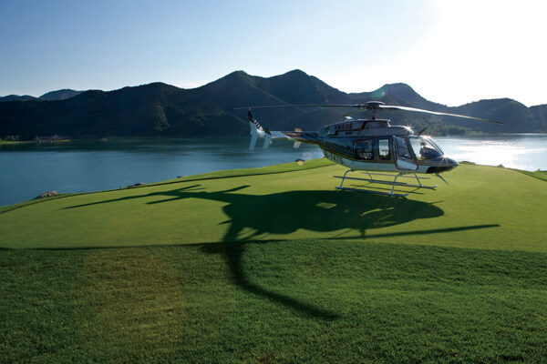 金海湖直升飞机图片