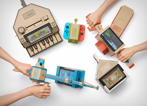 硬纸盒制作的儿童玩具jpg素材