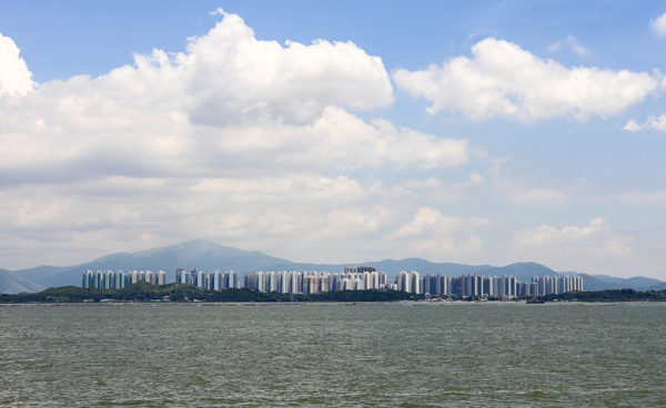 海对面的香港建筑