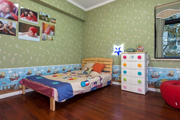 美式简约儿童房装修效果图
