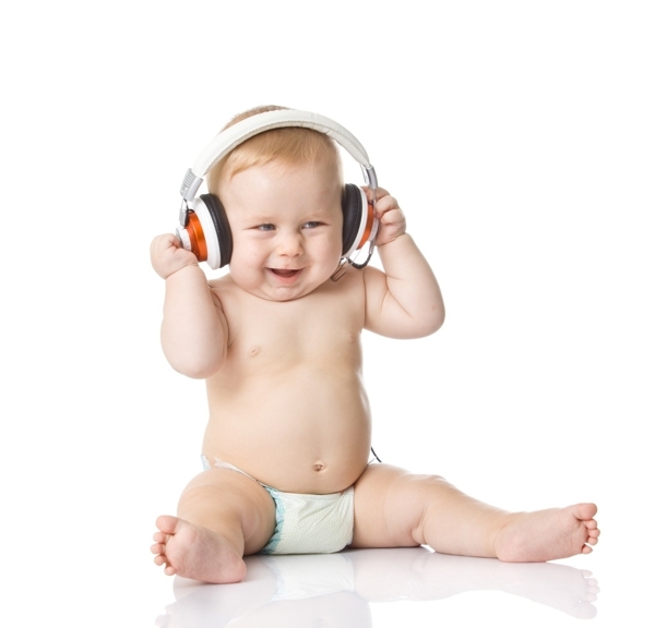 听音乐的宝宝