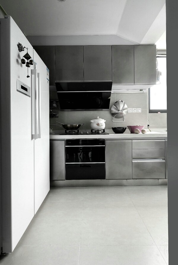 现代简约室内厨房橱柜设计图