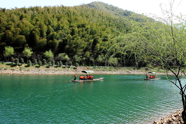 南山竹海竹筏游图片