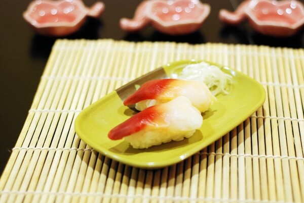 食品寿司三文鱼日本美食图片