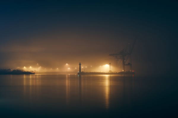 码头夜景图片