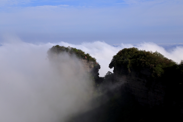 四川光雾山云海风景