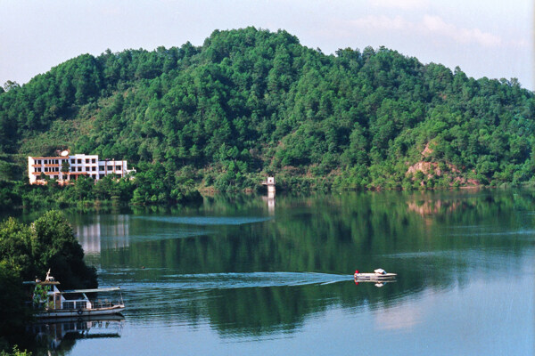 南丰潭湖旅游风景区图片